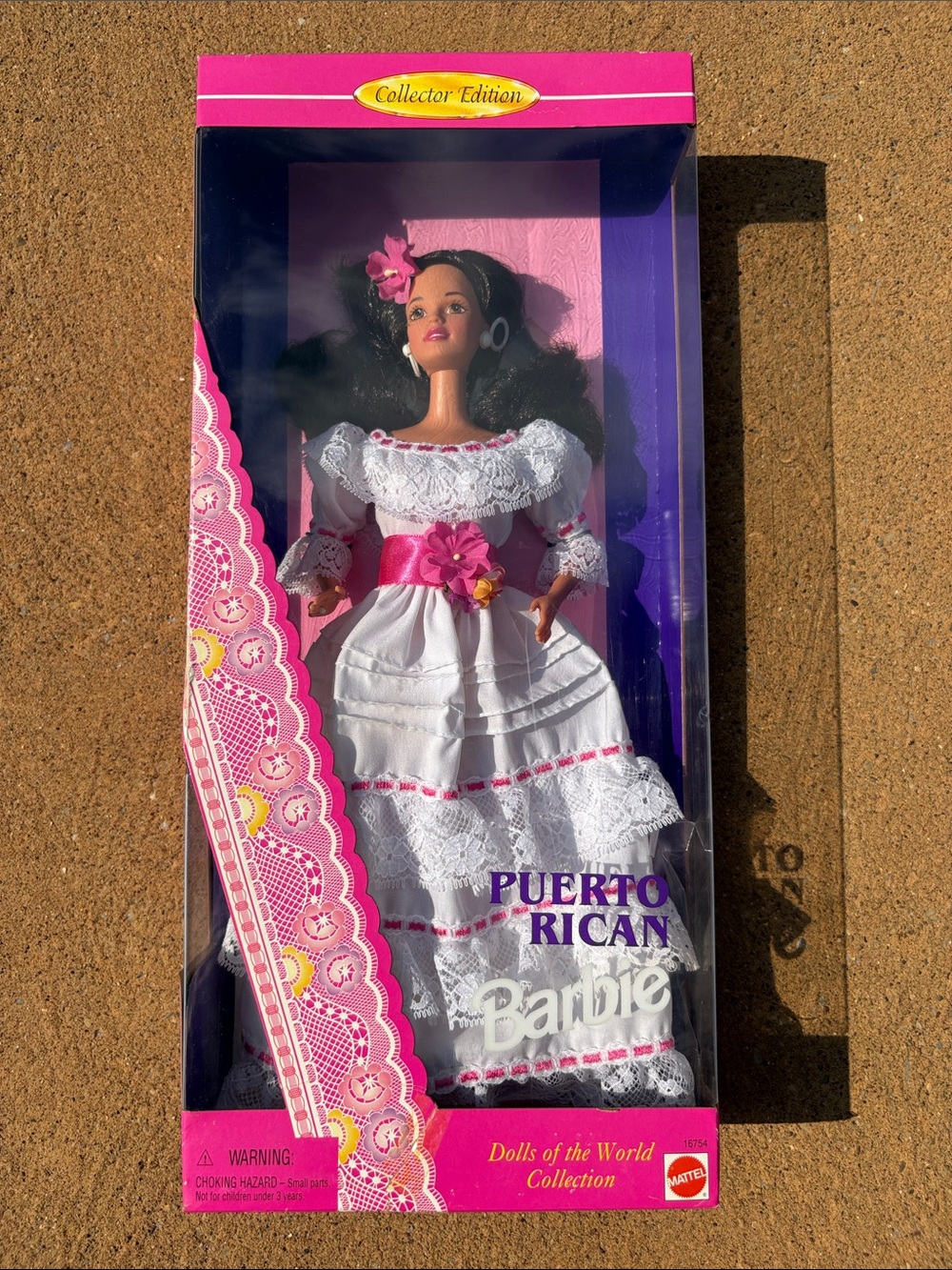 NWT 1996 Puerto Rican Barbie by Mattel Dolls of the Word Collectors Edition
